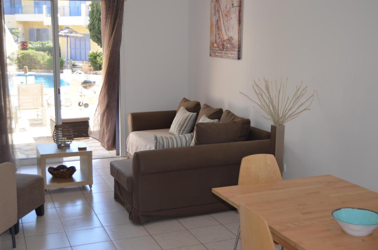 Vacation House Sanders Paphos Eksteriør billede